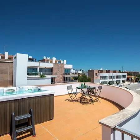 Вилла Ria - Jasmine - Pool, Jacuzzi & Sea Views *