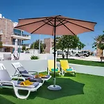 Ria - Jasmine - Pool, Jacuzzi & Sea Views