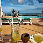 Ria - Jasmine - Pool, Jacuzzi & Sea Views Vila